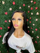 Load image into Gallery viewer, 13X6 HD Lace Frontal Wig - Straight
