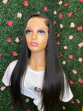 Load image into Gallery viewer, 13X6 HD Lace Frontal Wig - Straight
